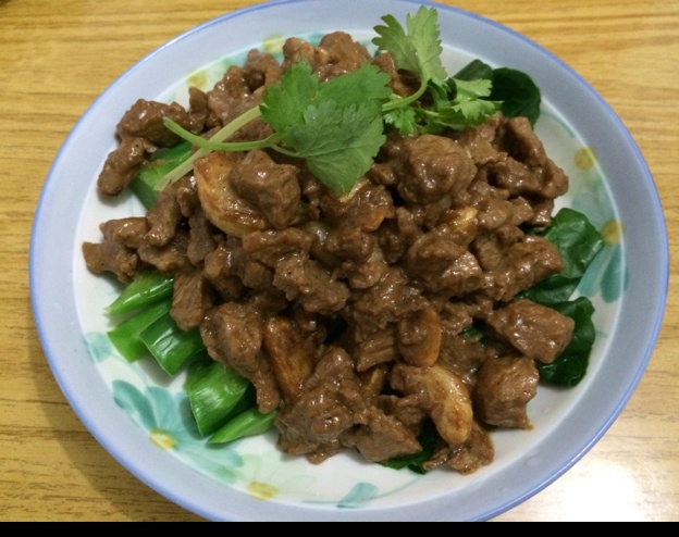 黑蒜子牛肉粒