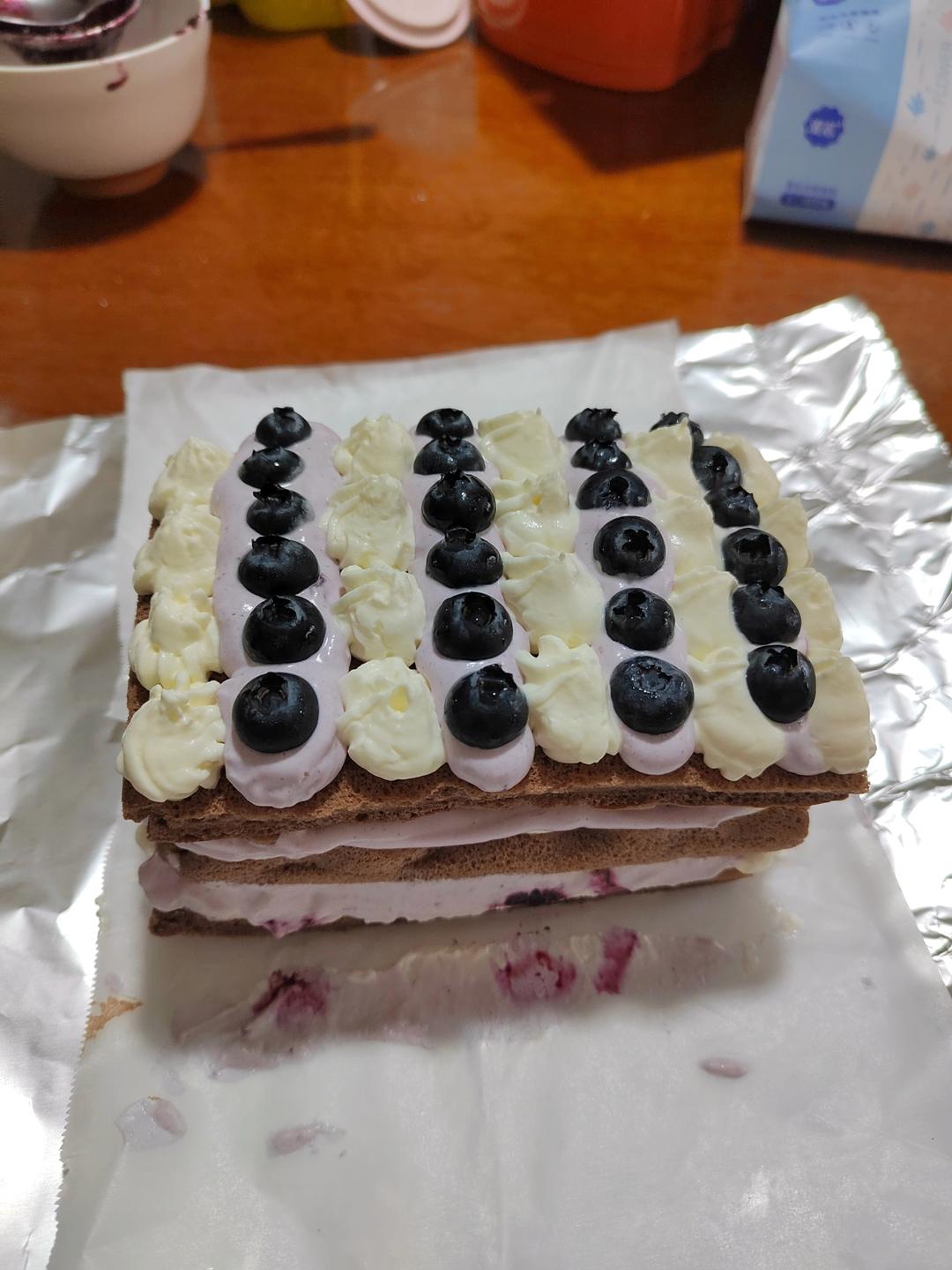 蓝莓瀑布巧克力蛋糕