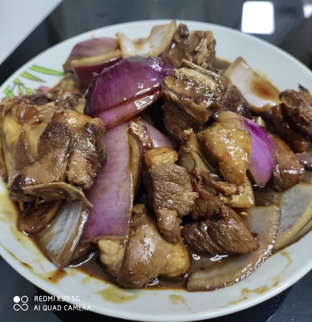 洋葱炒鸭肉
