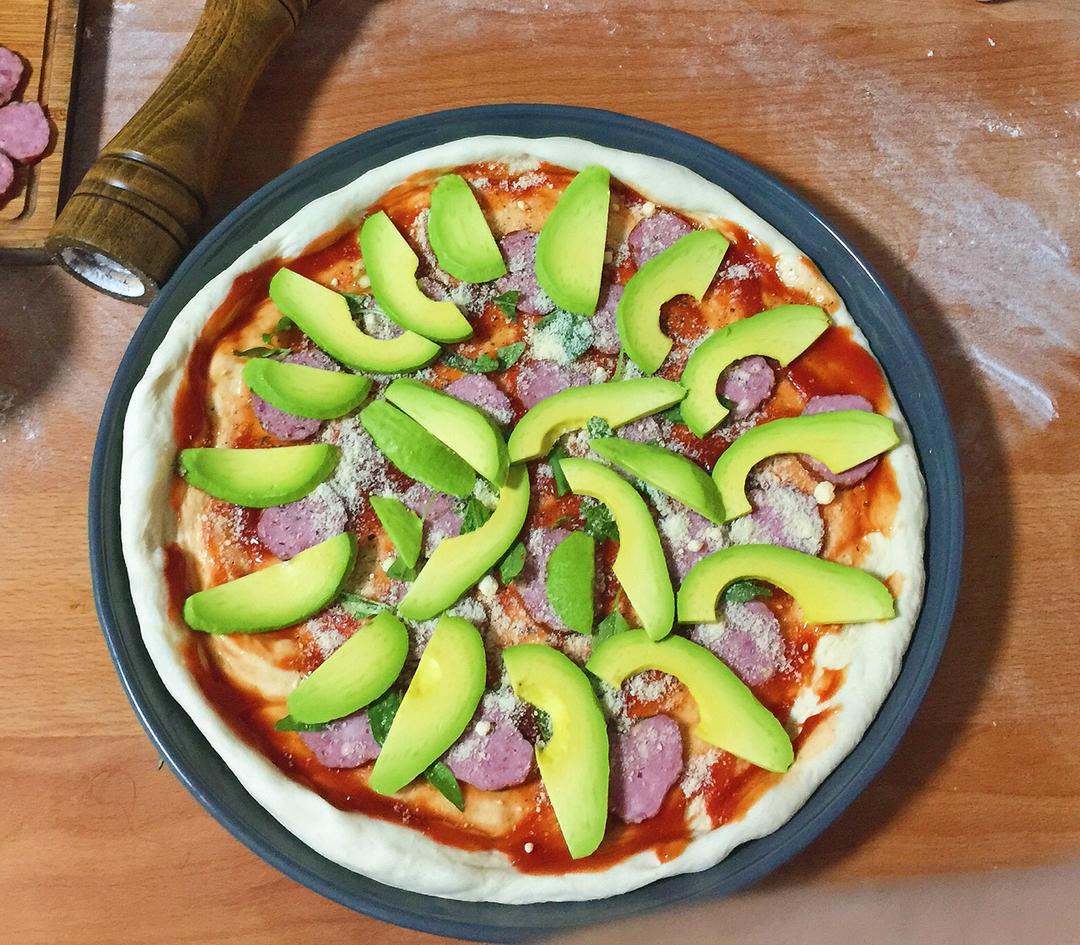 萨拉米薄底披萨 Salami Pizza