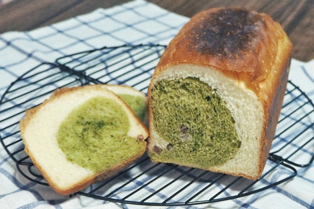 蜜豆抹茶双色吐司（波兰种）