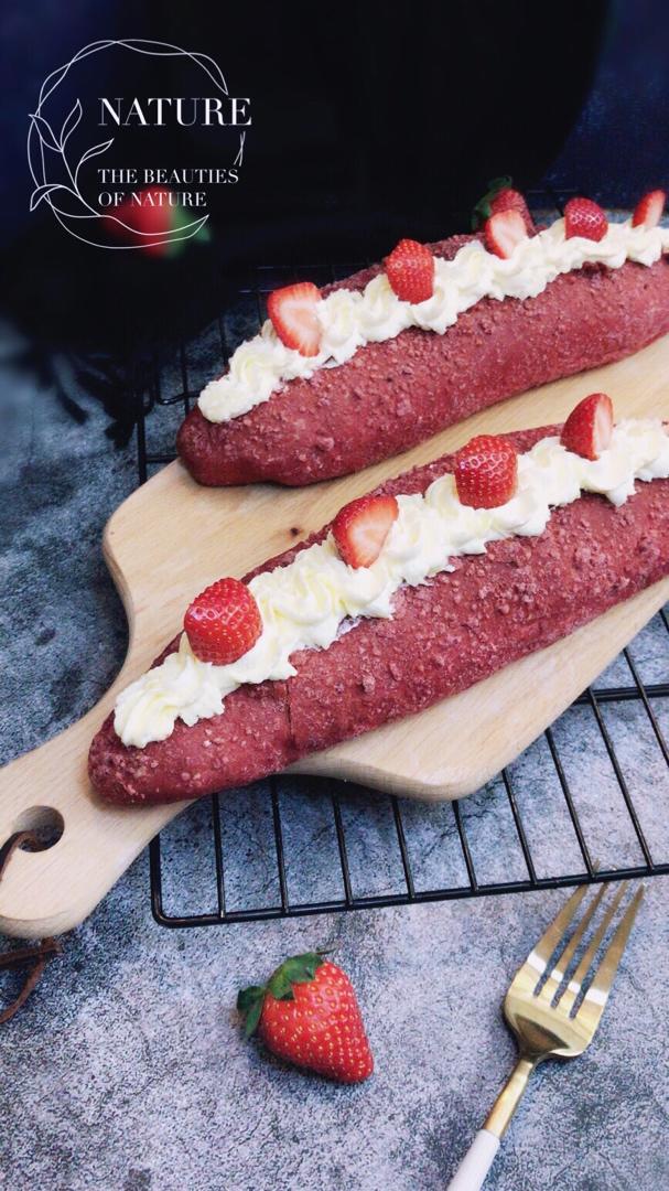 草莓之恋（红丝绒草莓面包）