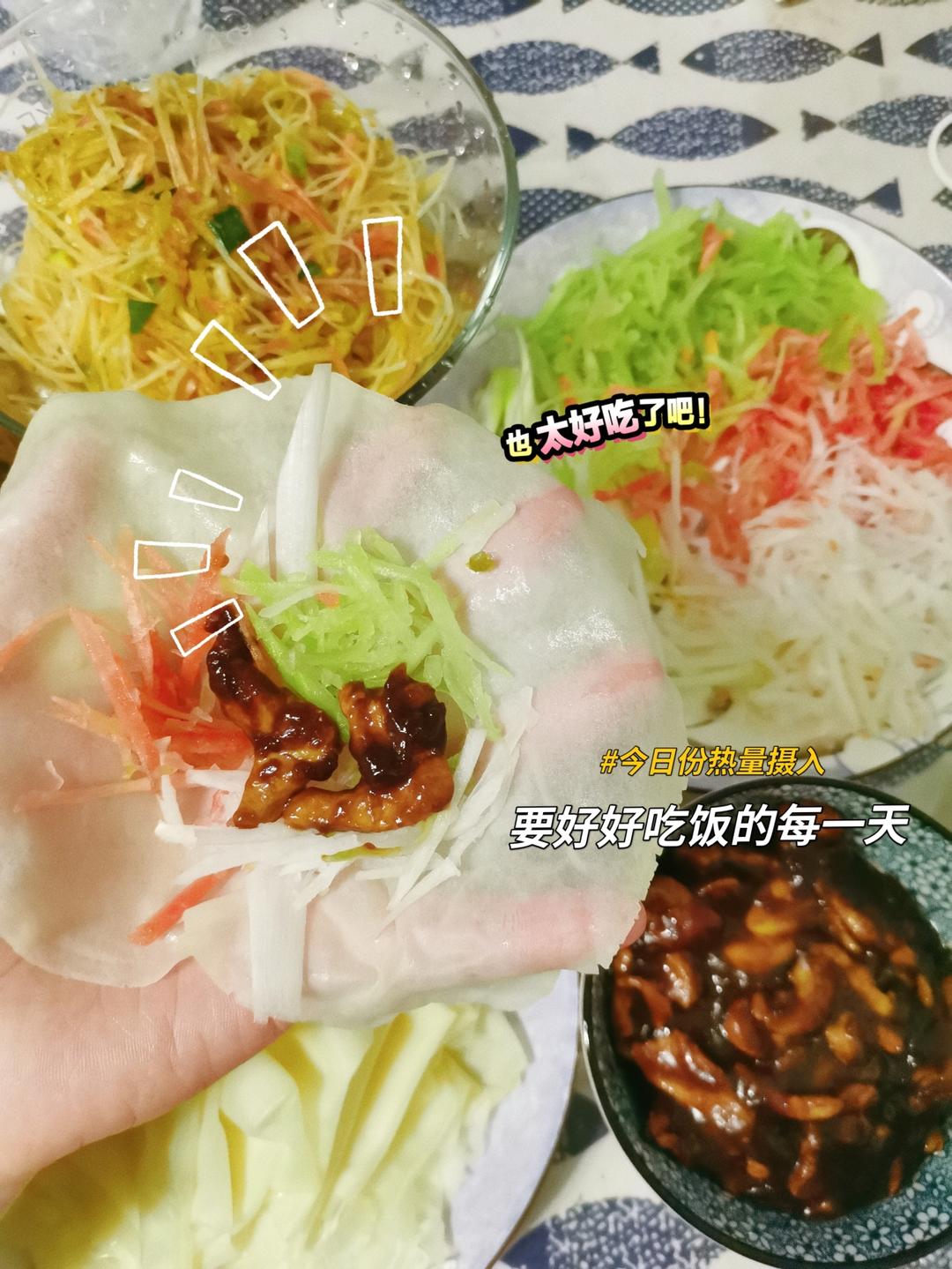 春日限定-京酱肉丝卷春饼