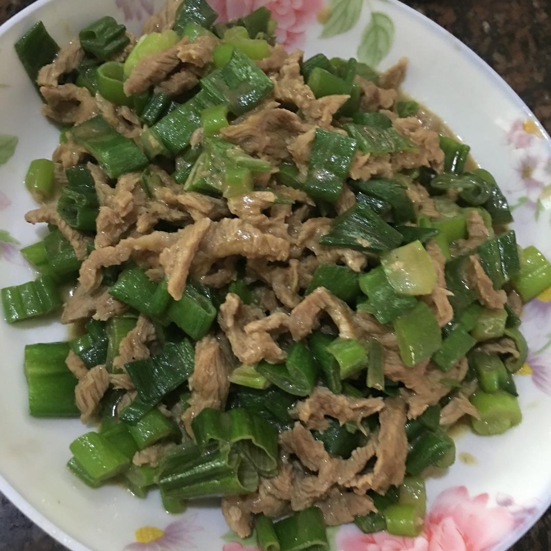 大蒜炒牛肉丝