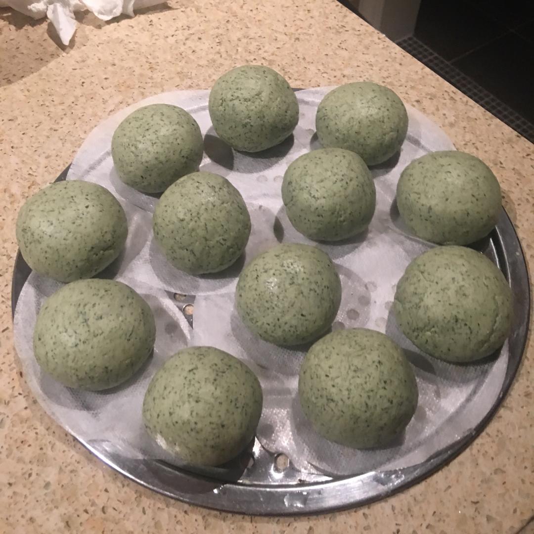 网红青团～～咸蛋黄肉松青团