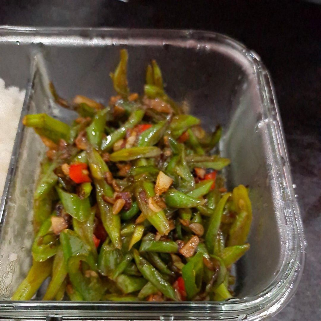 酱爆豆角丝～比肉还好吃的家常菜