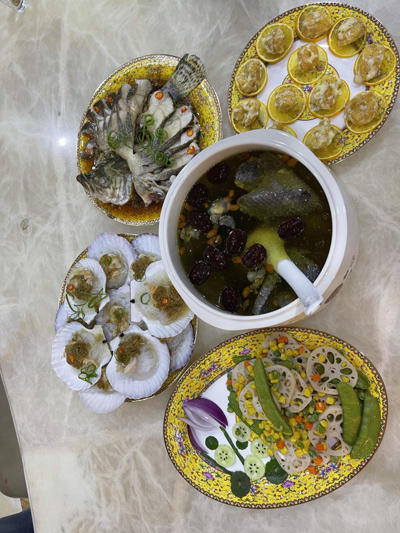 蒜蓉粉丝蒸扇贝