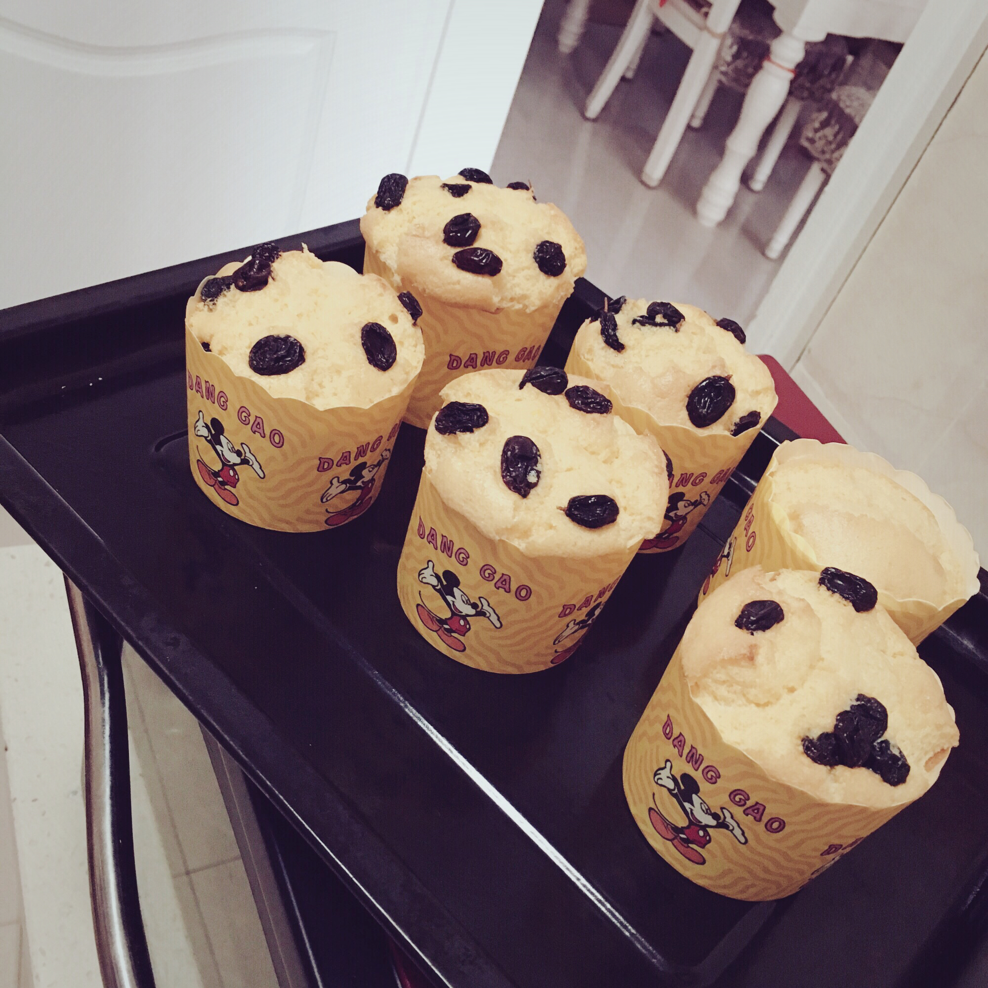 软绵绵的纸杯蛋糕