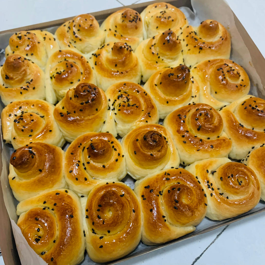 脆底蜂蜜小面包