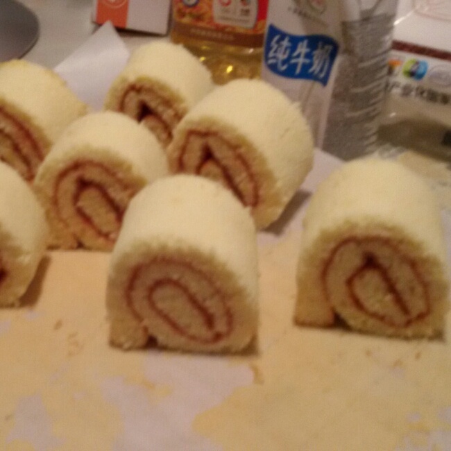烫面戚风蛋糕卷，平凡，不平淡。