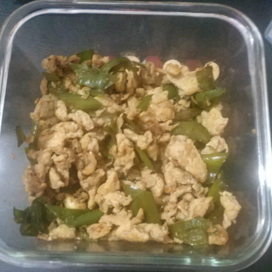 不一样的辣椒炒鸡蛋～下饭神器!