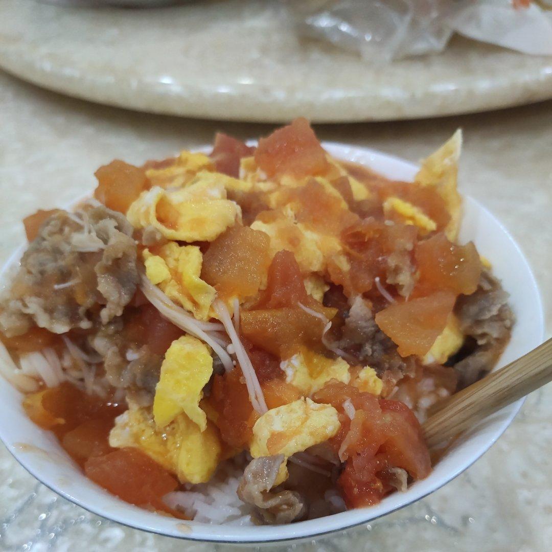 金针菇肥牛番茄锅