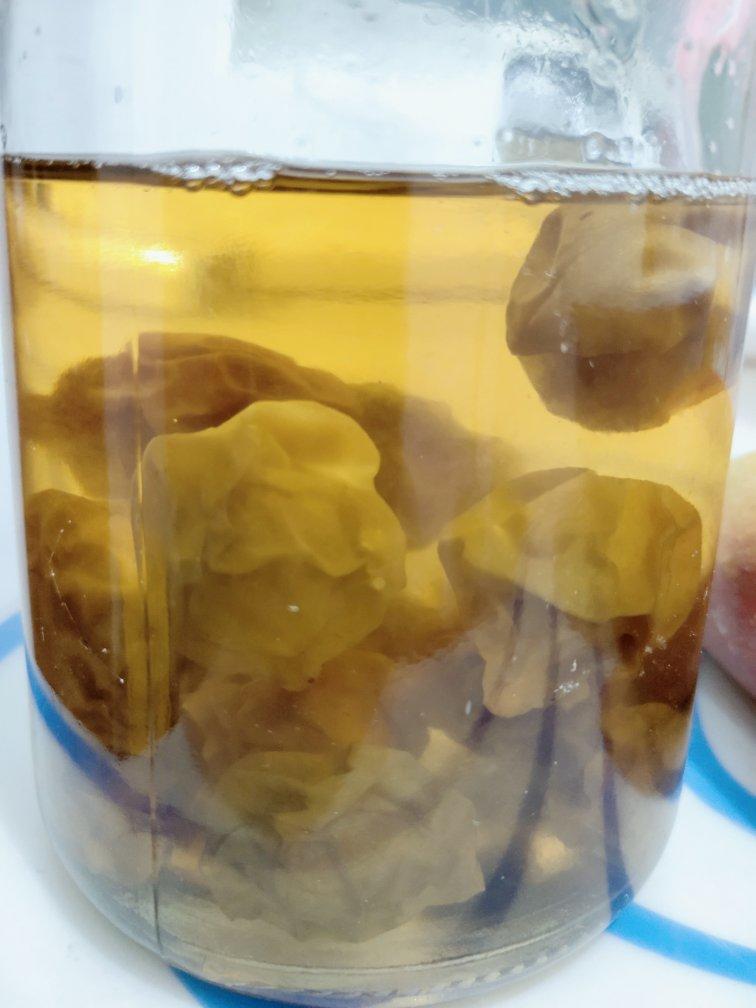 自制青梅酒（意外简单，新手跟做一次成功，附梅子露做法）