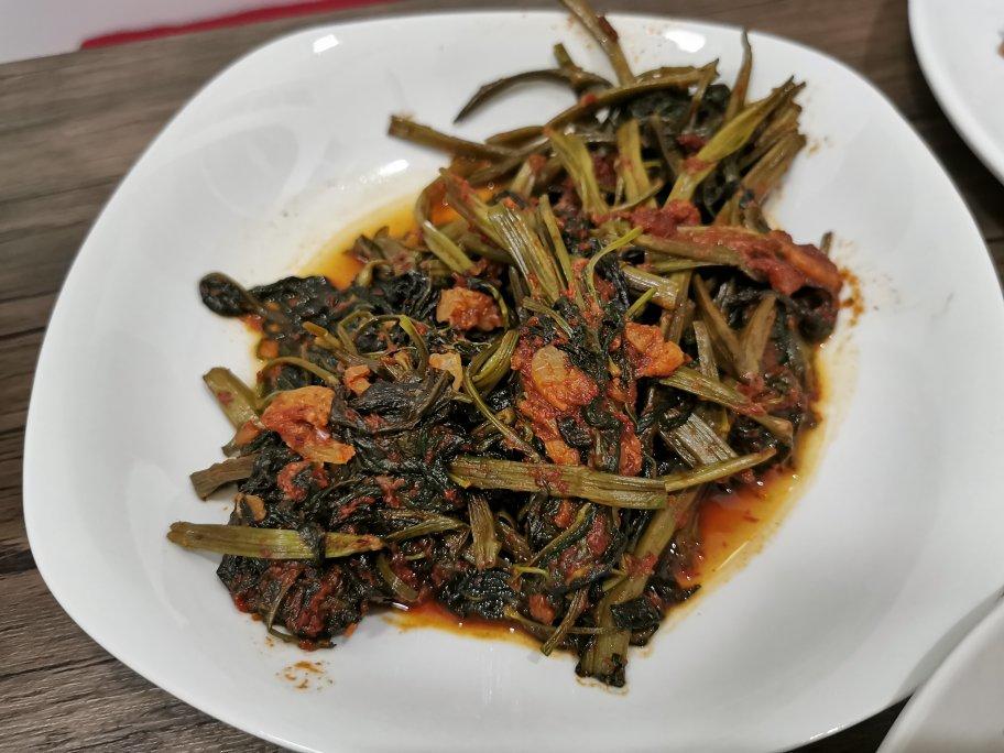 马来风光（参巴辣椒酱空心菜）Sambal Kangkong