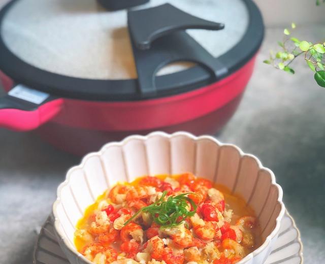 酸辣Q弹的酸汤龙虾火锅鱼面|马克西姆不粘锅的做法