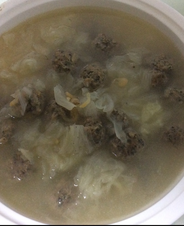 小白菜肉丸汤