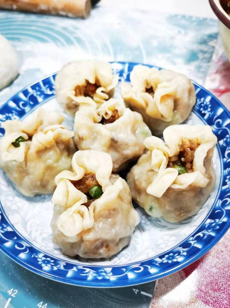 猪肉春笋糯米烧麦