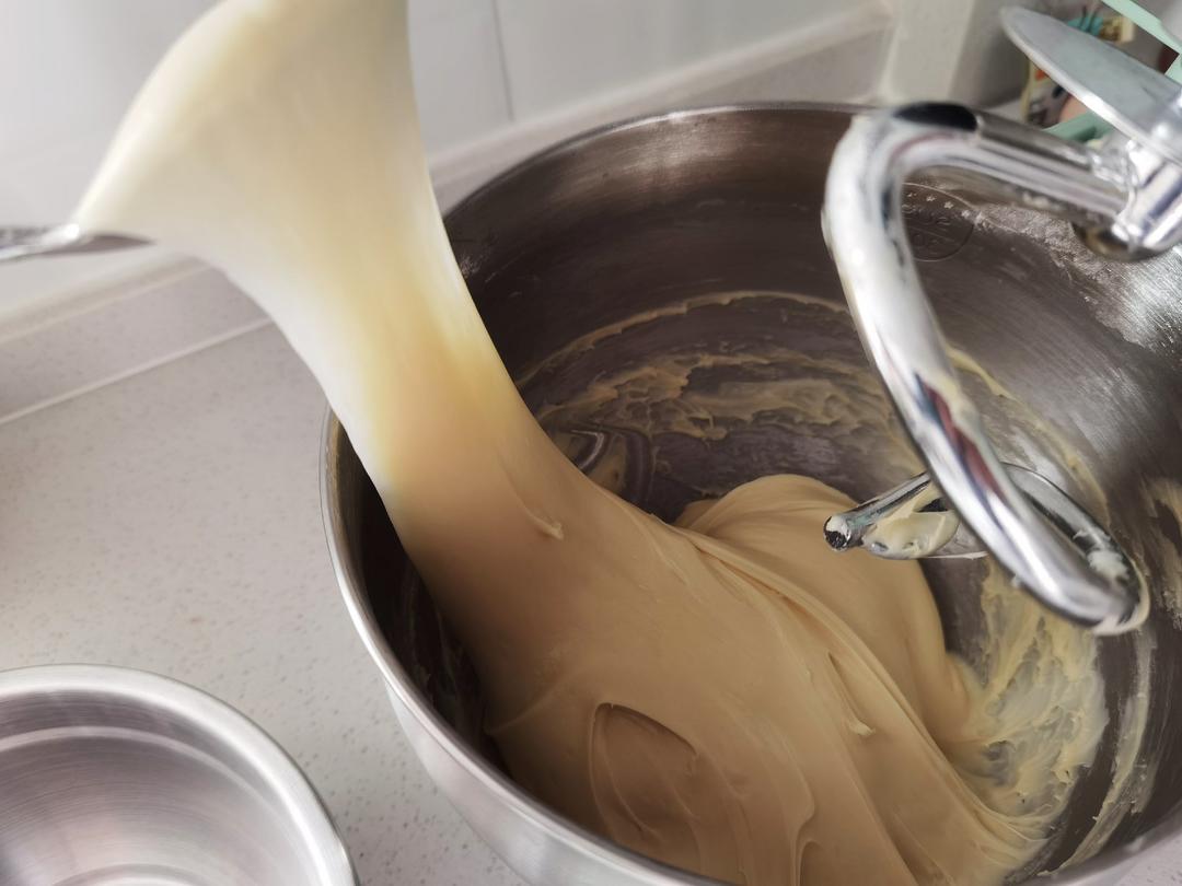 【半个就饱！越吃越瘦】【Sweet bun with Sticky sweet potato filling】 #牛奶麻薯#红薯#软欧#