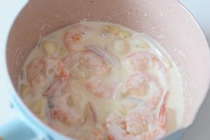 夏日轻食🍋蒜香奶油虾芒果沙拉，巨鲜的做法 步骤6