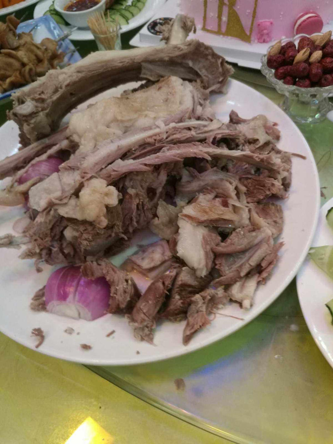 手抓肉，纳仁