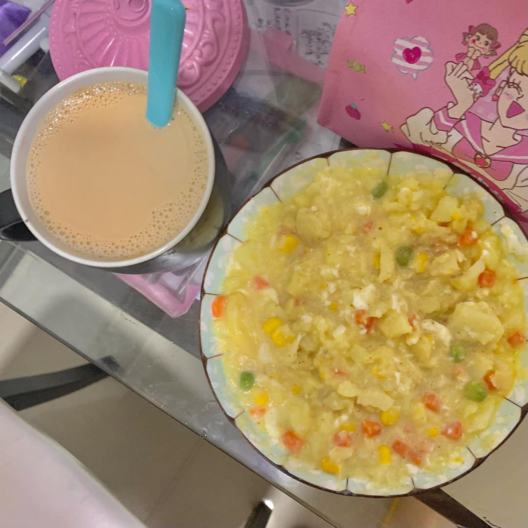 减脂餐——土豆泥鸡蛋沙拉