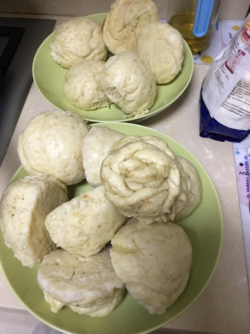 牛奶全麦馒头（不加一滴水&一次发酵&面包机和面&无需手揉）