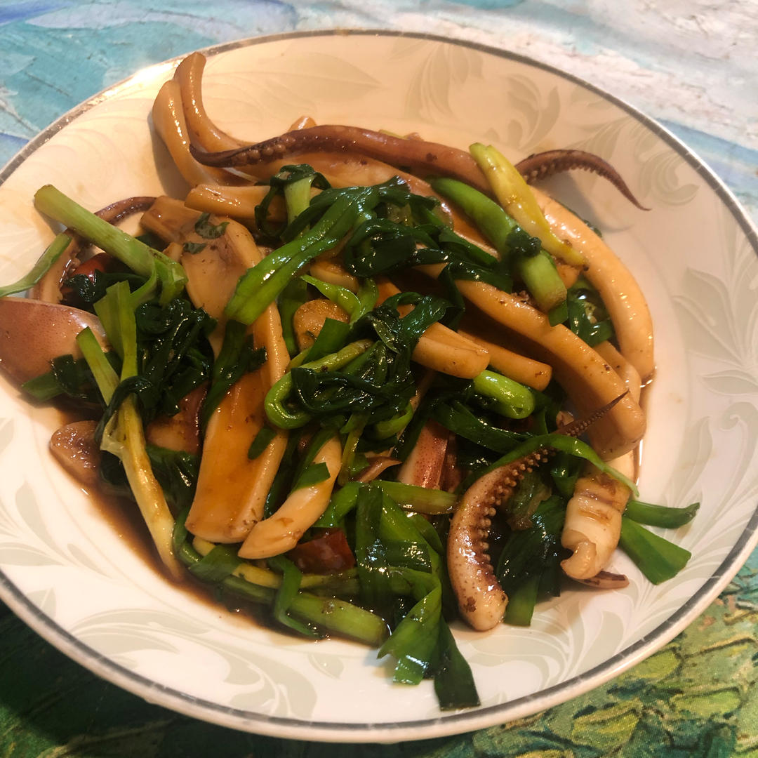 韭菜鱿鱼须