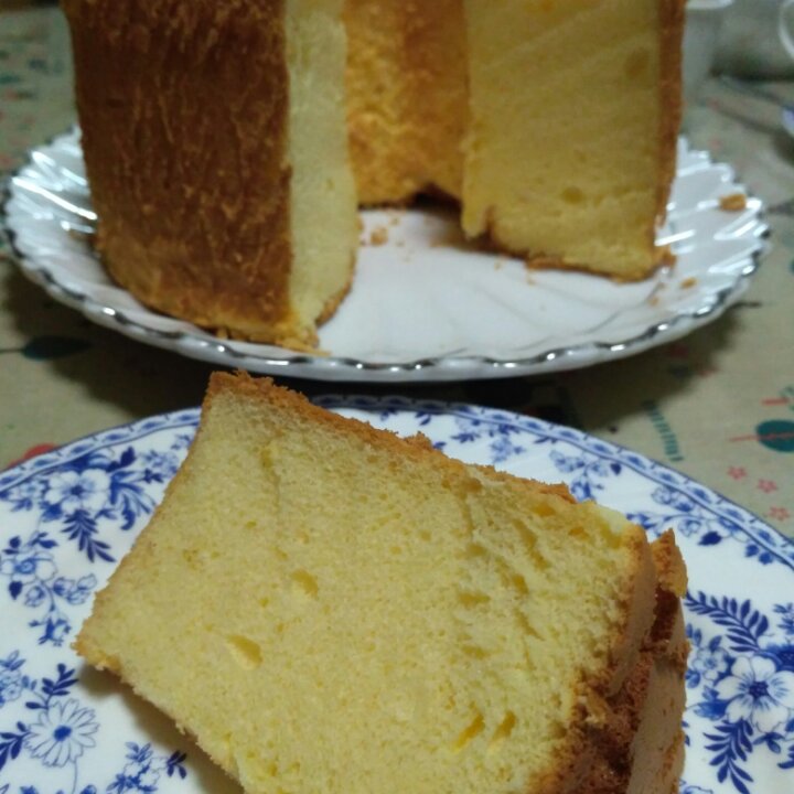 超简单完美戚风蛋糕（6寸2蛋）附打发、翻拌、脱模视频
