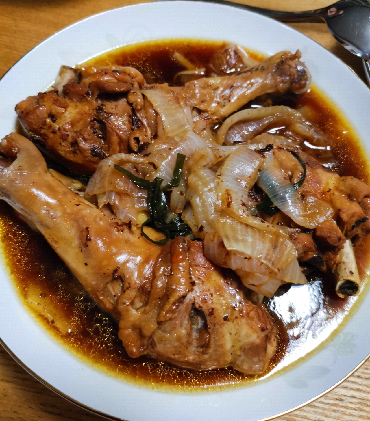 电饭锅焖鸡腿（懒人快手菜）