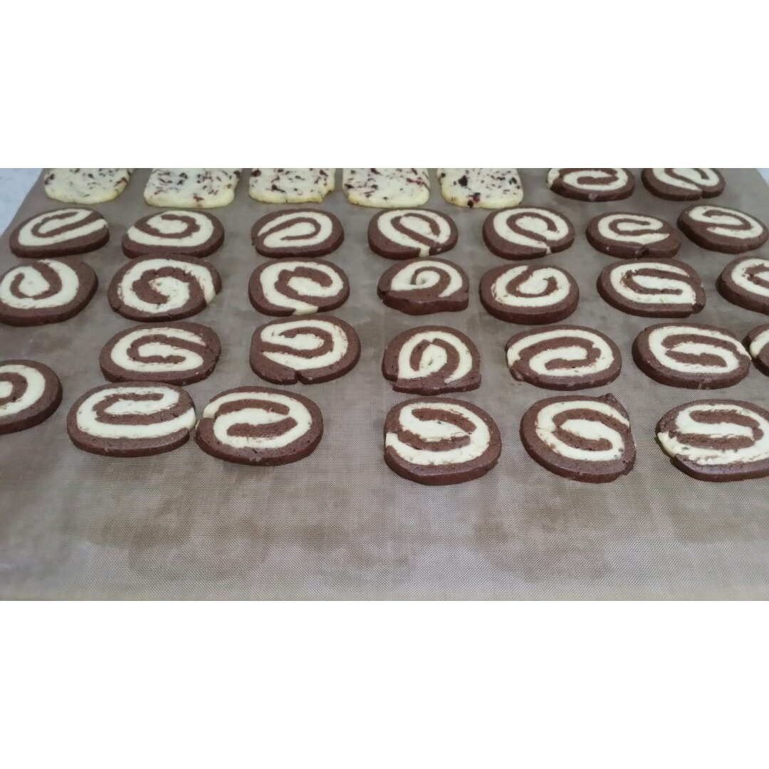 摩卡双色饼干
