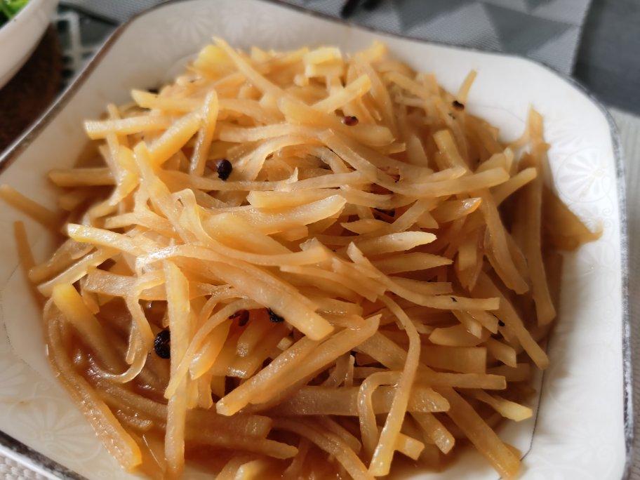 在家也能做出馆子味儿的醋溜/炝炒/酸辣土豆丝（就是那道看似简单，实则步步玄机的土豆丝）