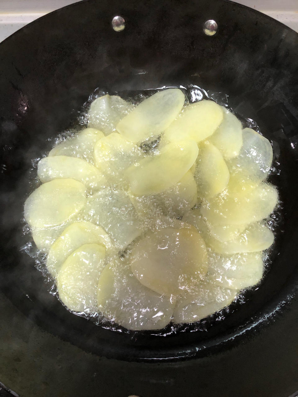 炸薯片