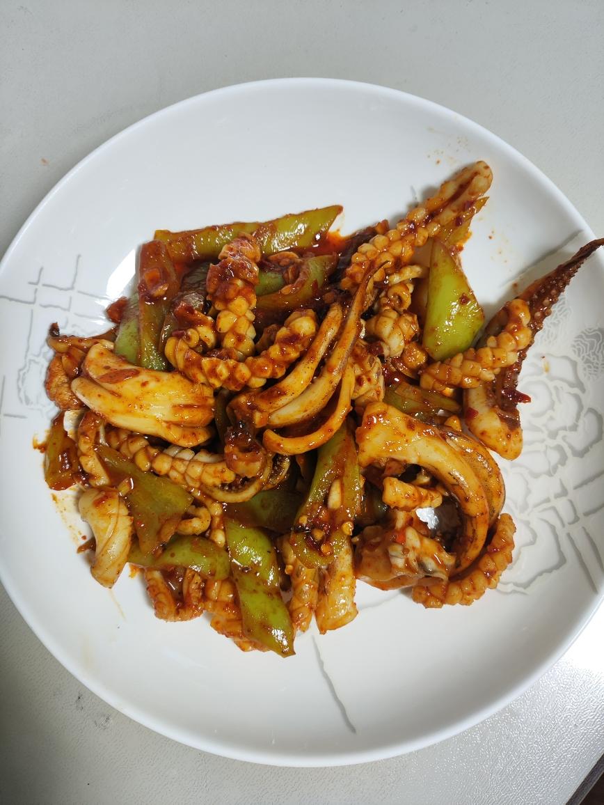 辣酱炒鱿鱼