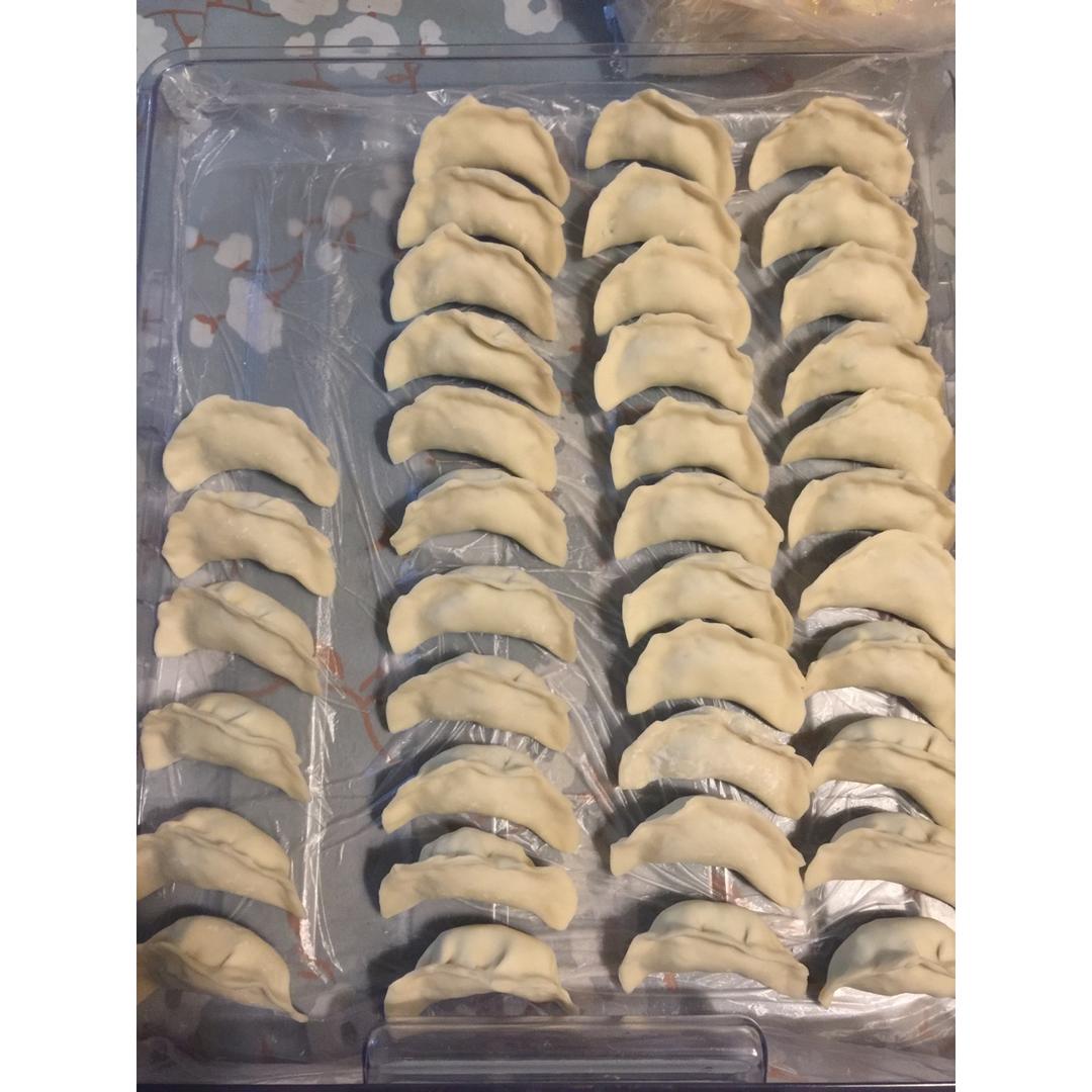 芹菜猪肉馅儿饺子