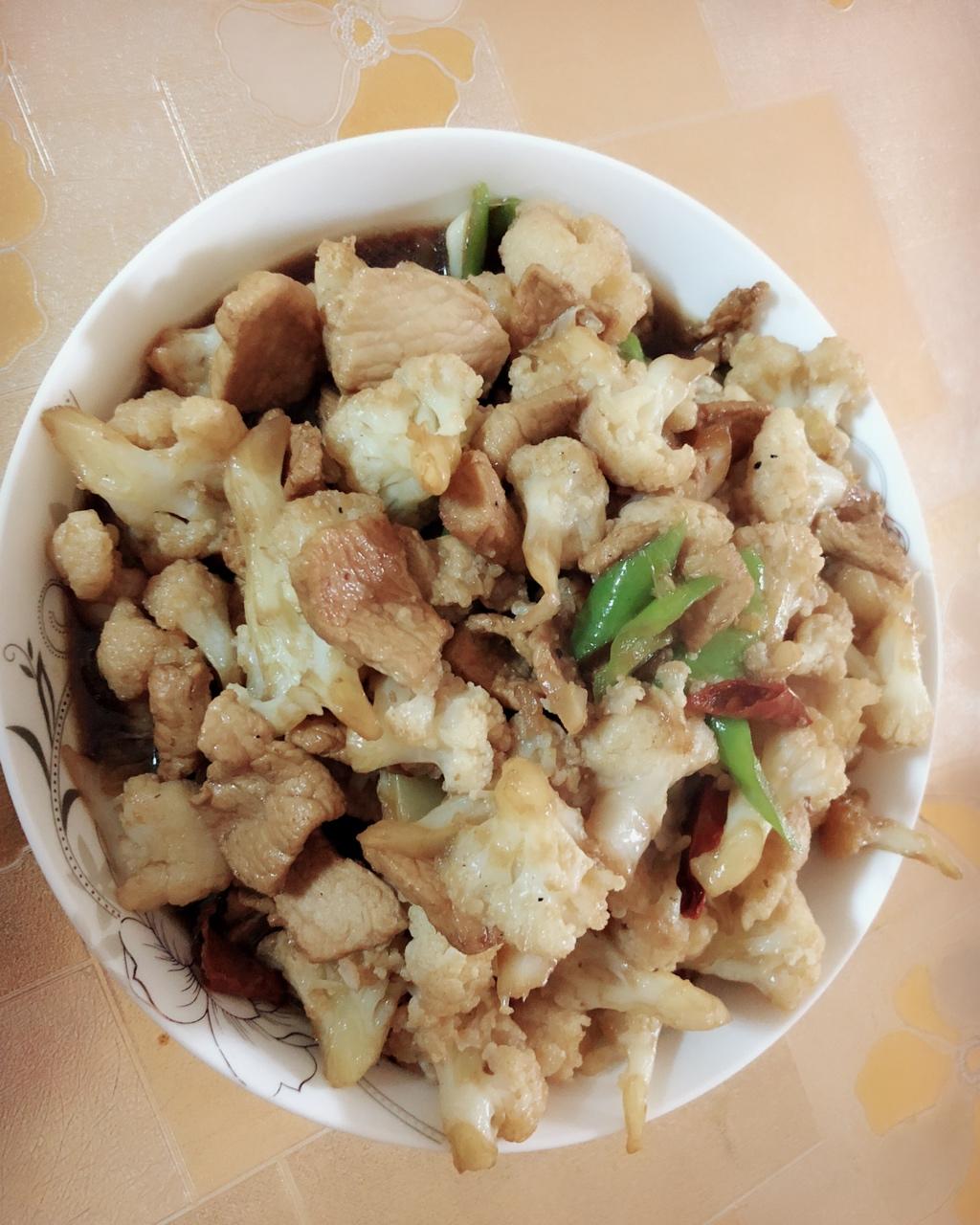老丁的私房菜-干锅花菜