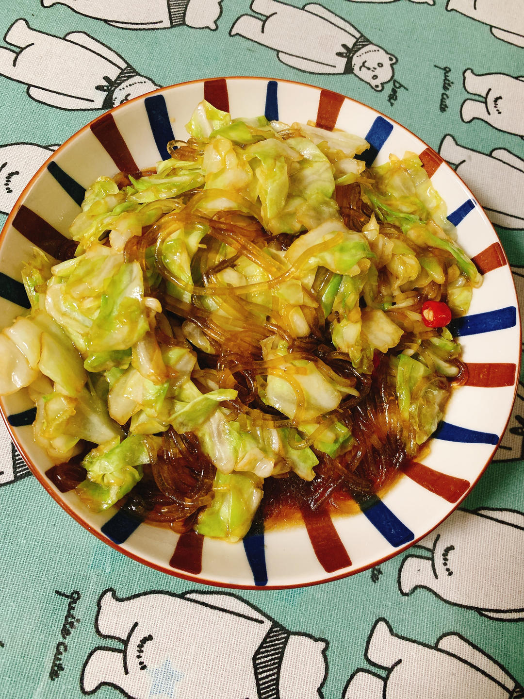 包菜炒粉丝(不加一滴水的炒法)