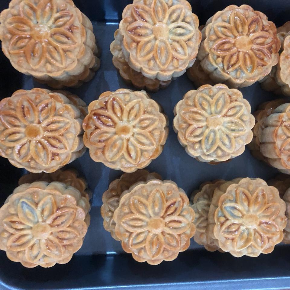 广式豆沙月饼