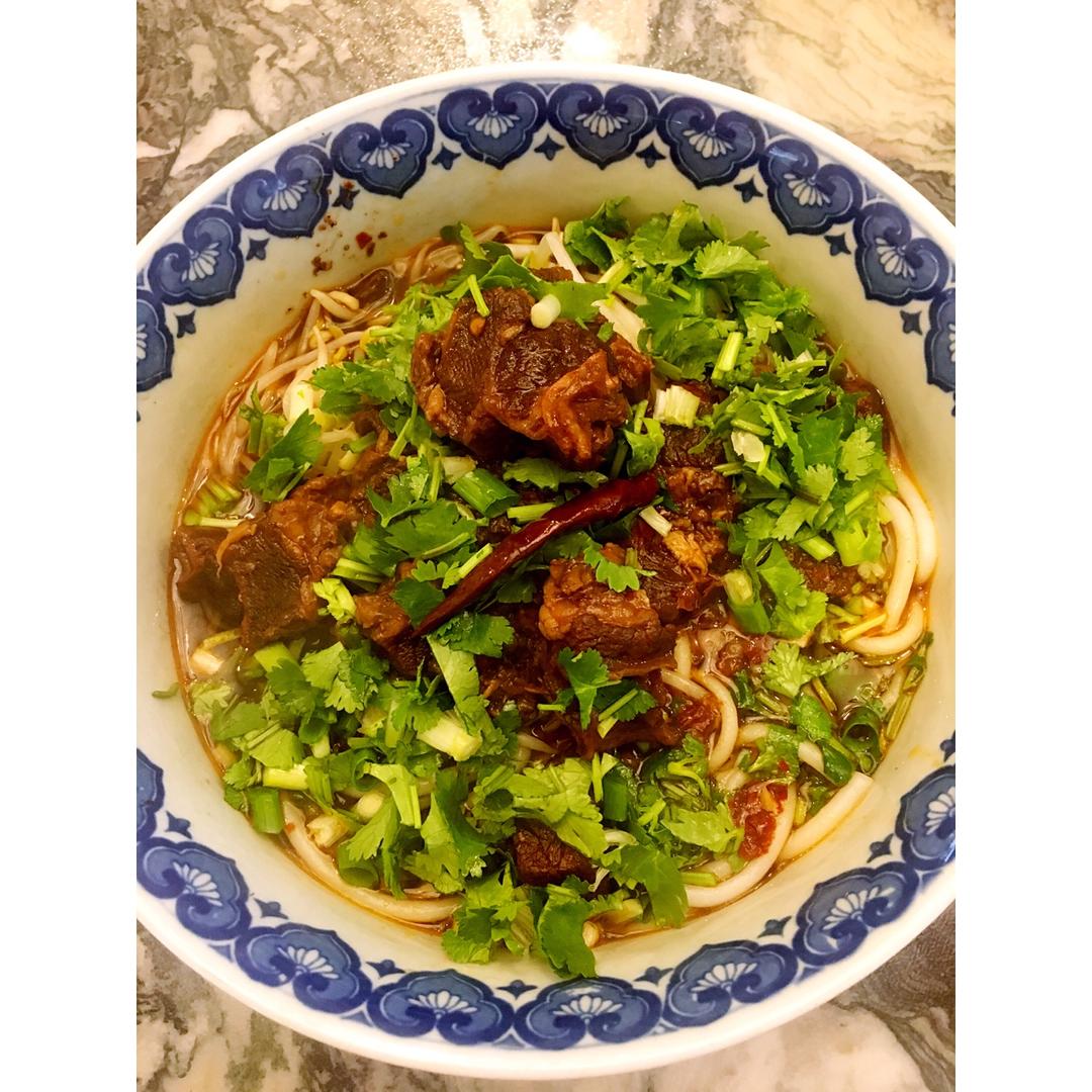 老丁的私房菜-红烧牛肉