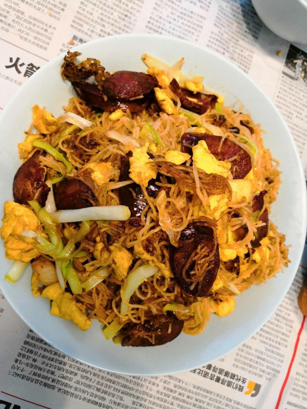 鸡蛋炒米粉