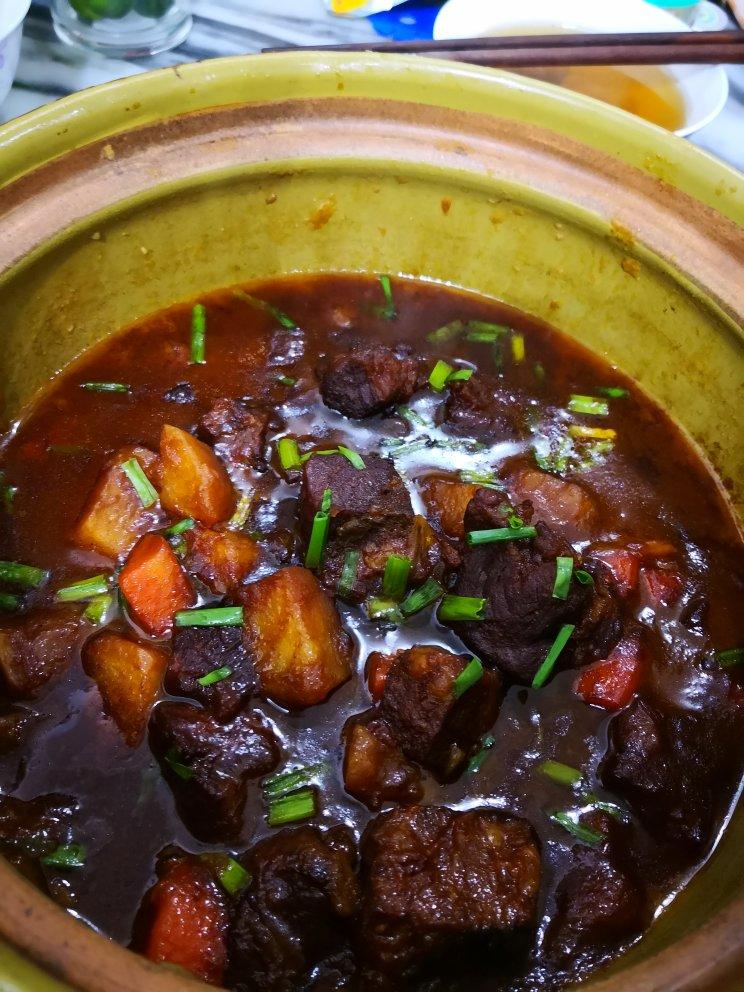 一个话唠包教包会的香浓红烩牛腩