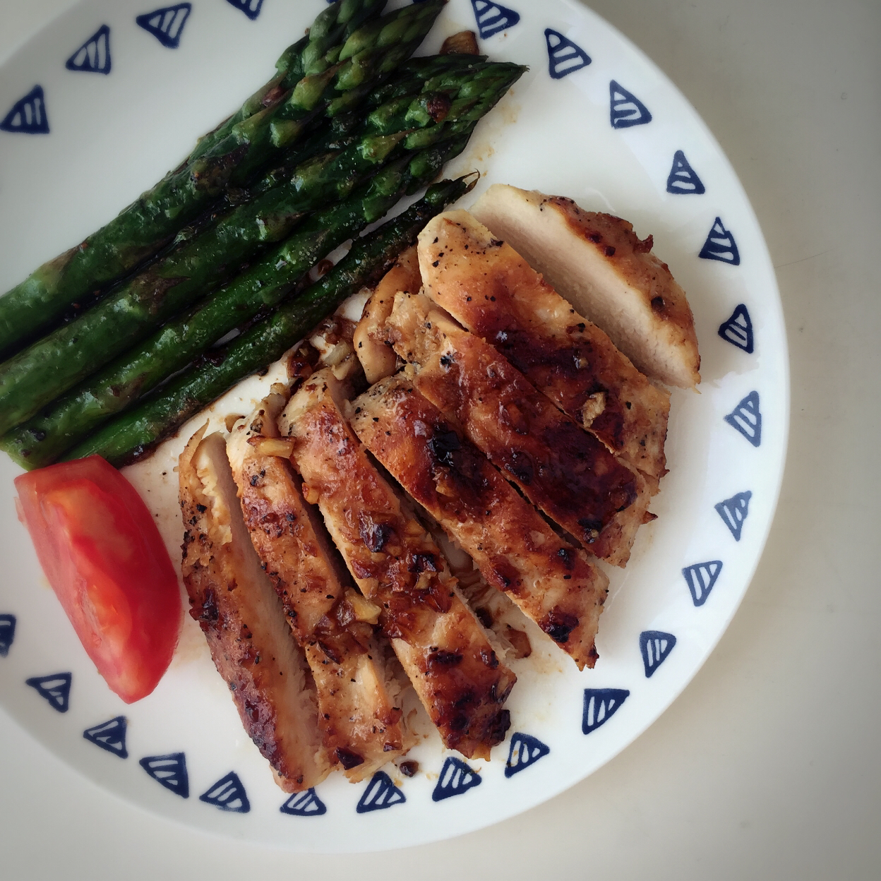 酷炫屌炸天好吃的煎鸡胸肉（香蒜蜂蜜煎鸡胸肉）