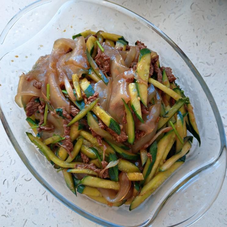 粗旷版–热拌黄瓜拉皮的做法