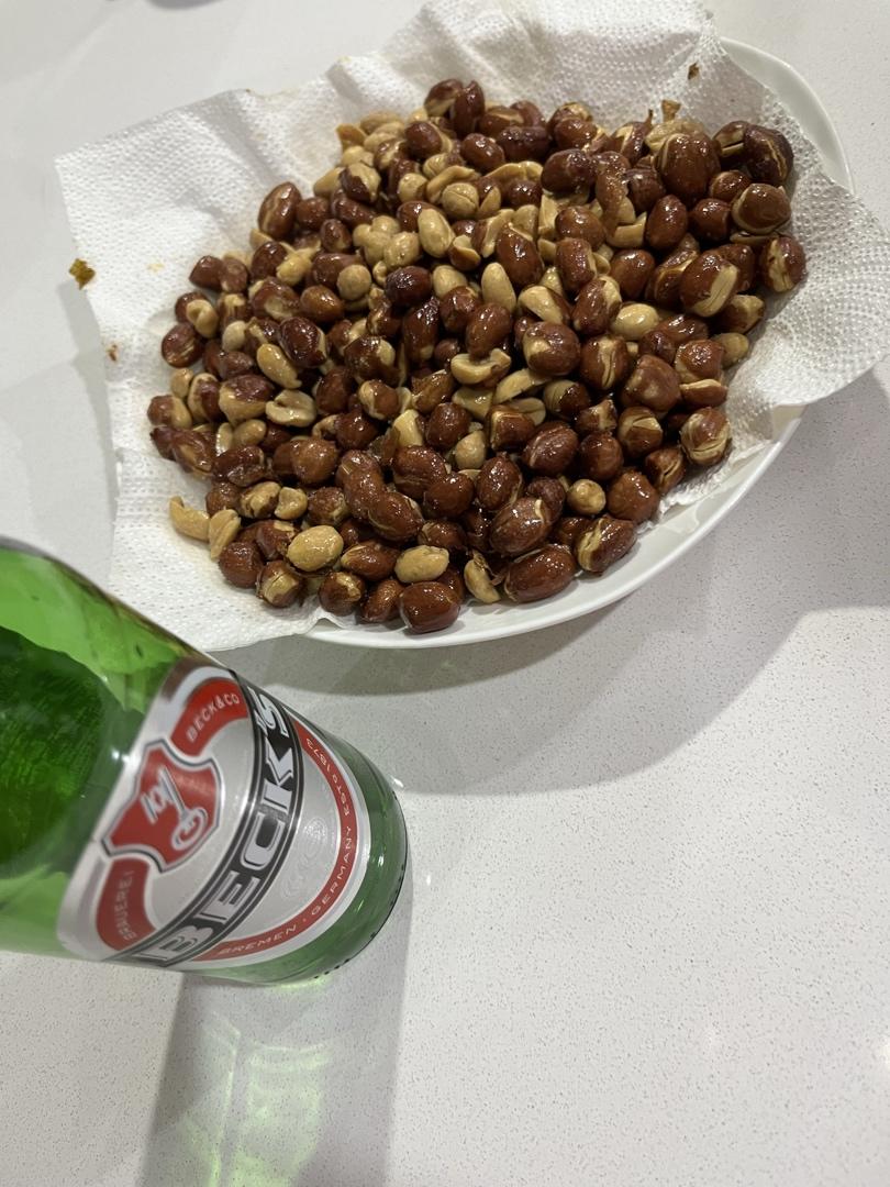 又香又脆不发软的炒花生米