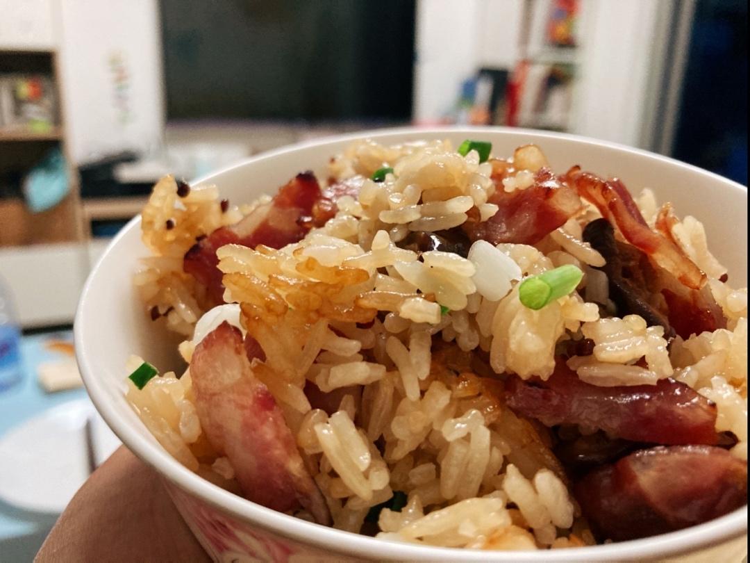 电饭锅版香菇腊肠饭