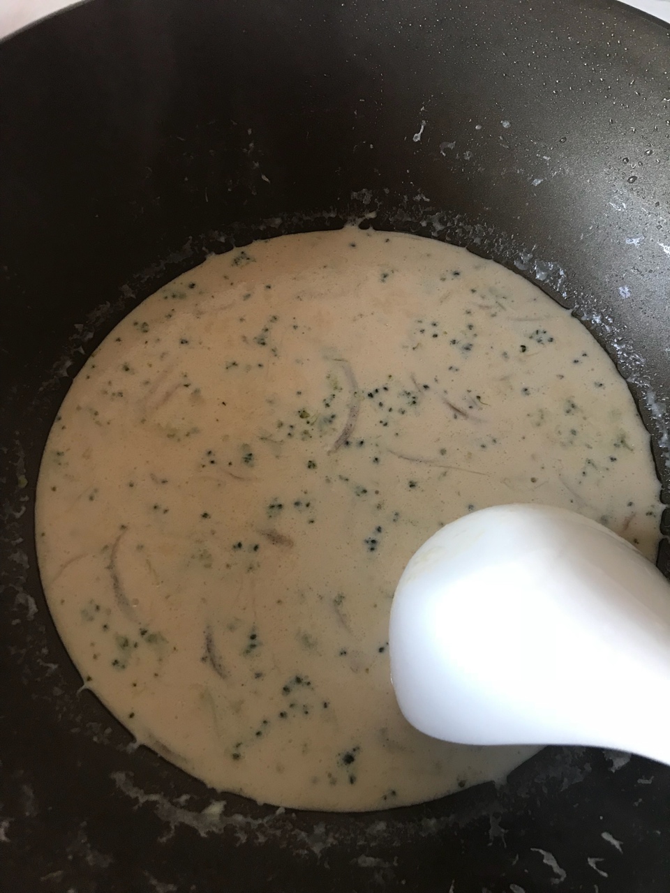 完美早餐——牛奶面包+西兰花浓汤的做法 步骤5