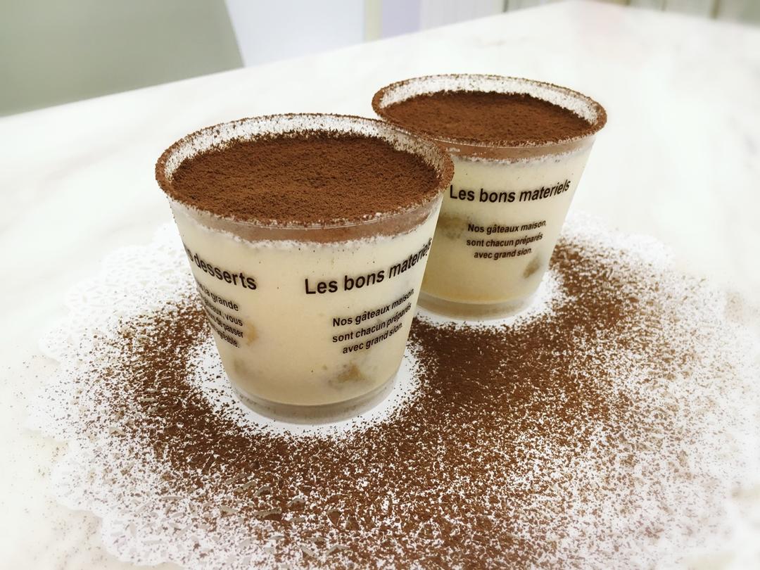 林k纯做的杯装提拉米苏