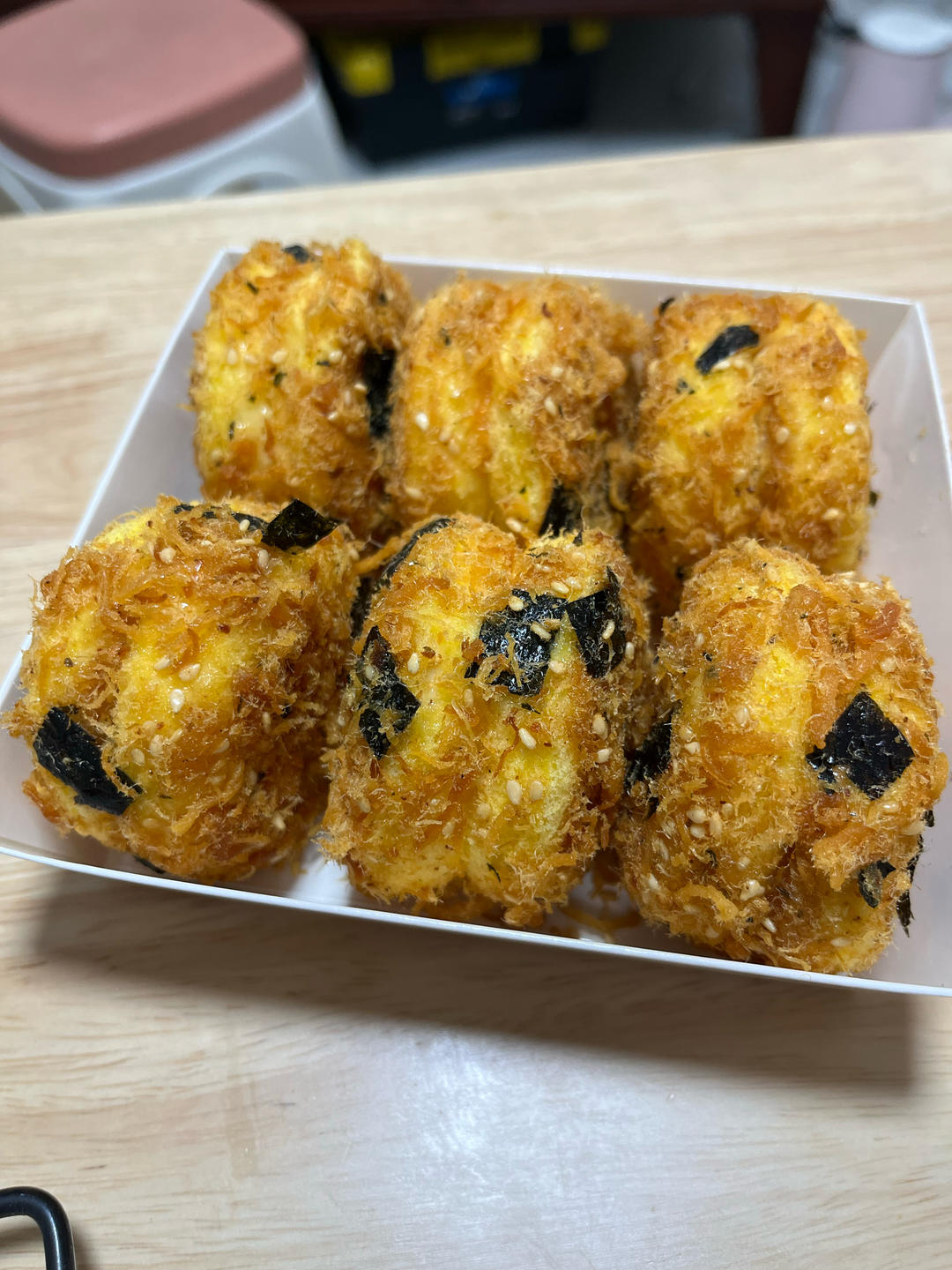 朋友都说比鲍师傅好吃的海苔肉松小贝
