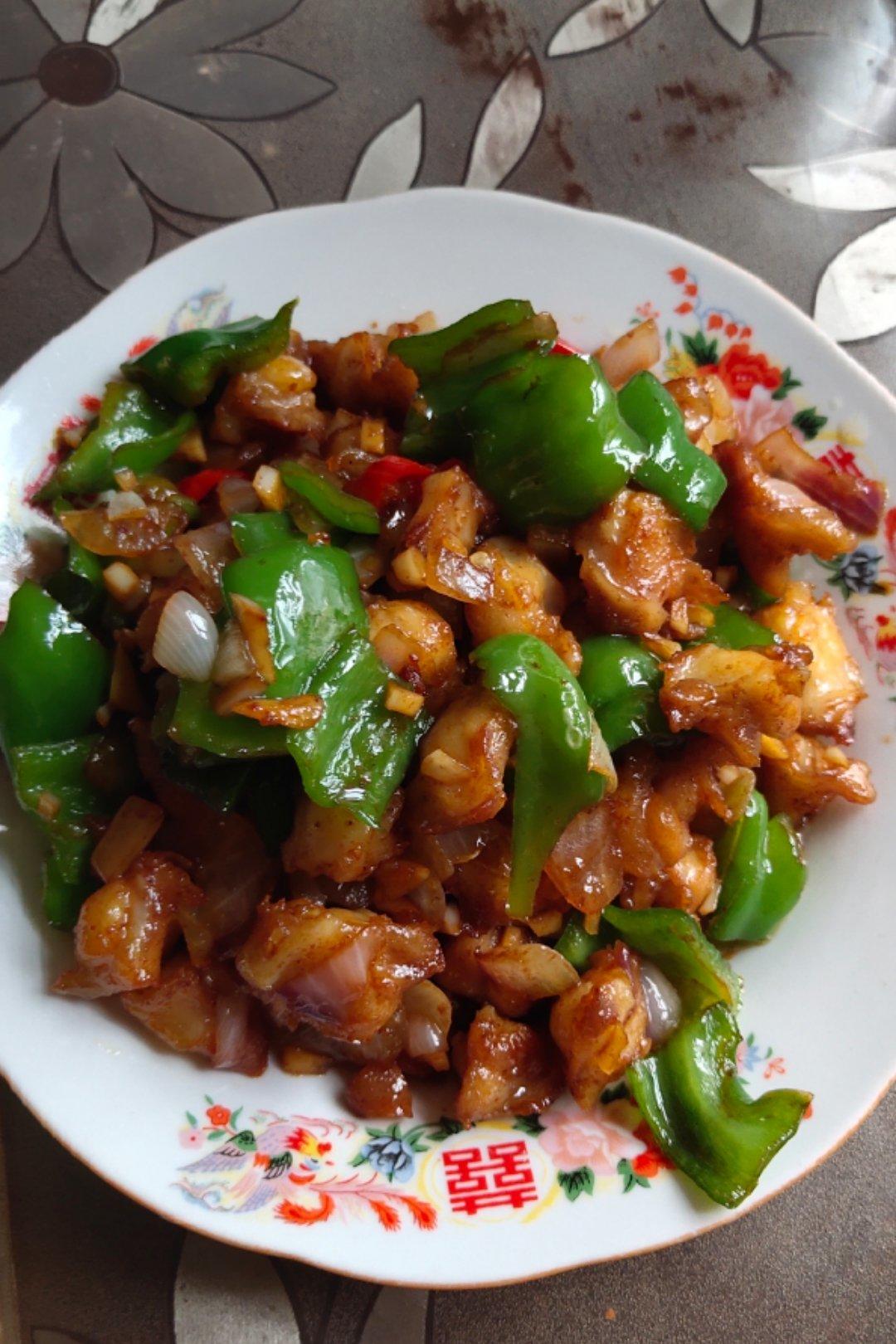 孜然爆炒掌中宝(鸡脆骨)