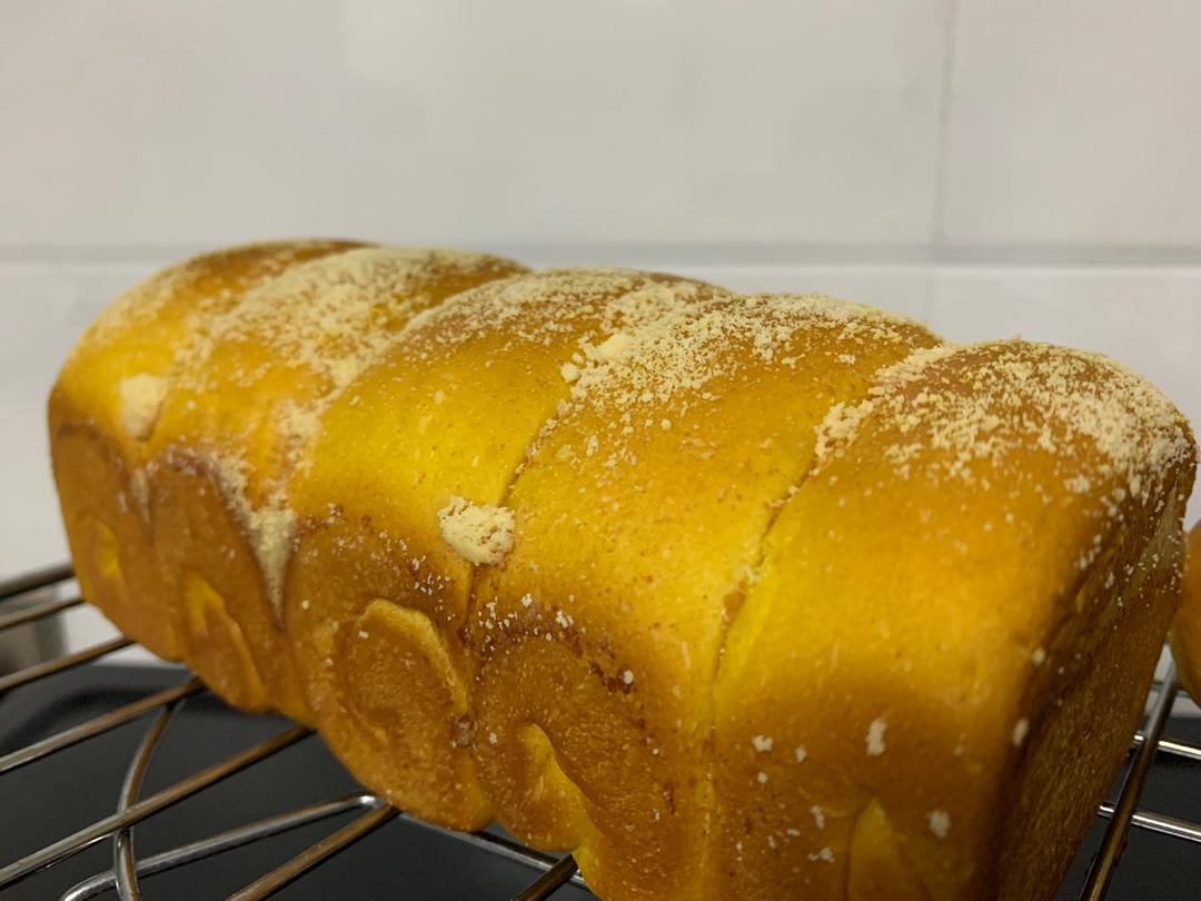 南瓜吐司（南瓜小餐包)