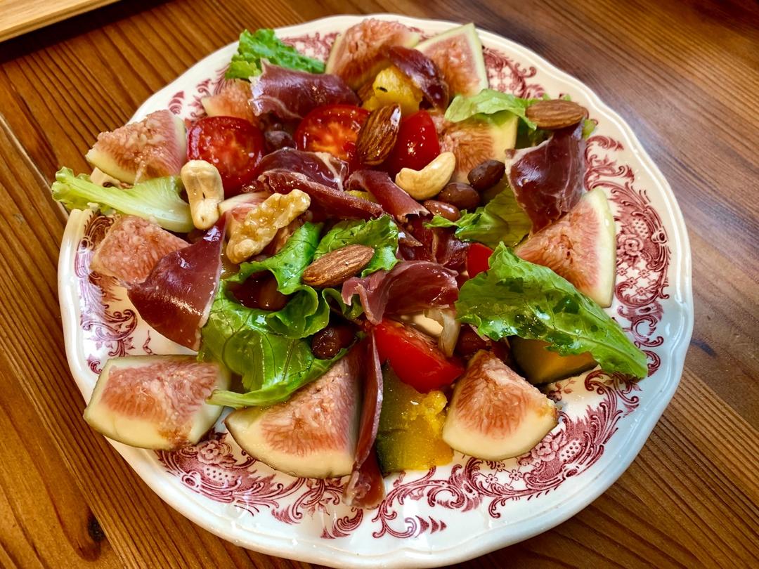 香草厨房 | 西班牙风干火腿蜜瓜无花果沙拉